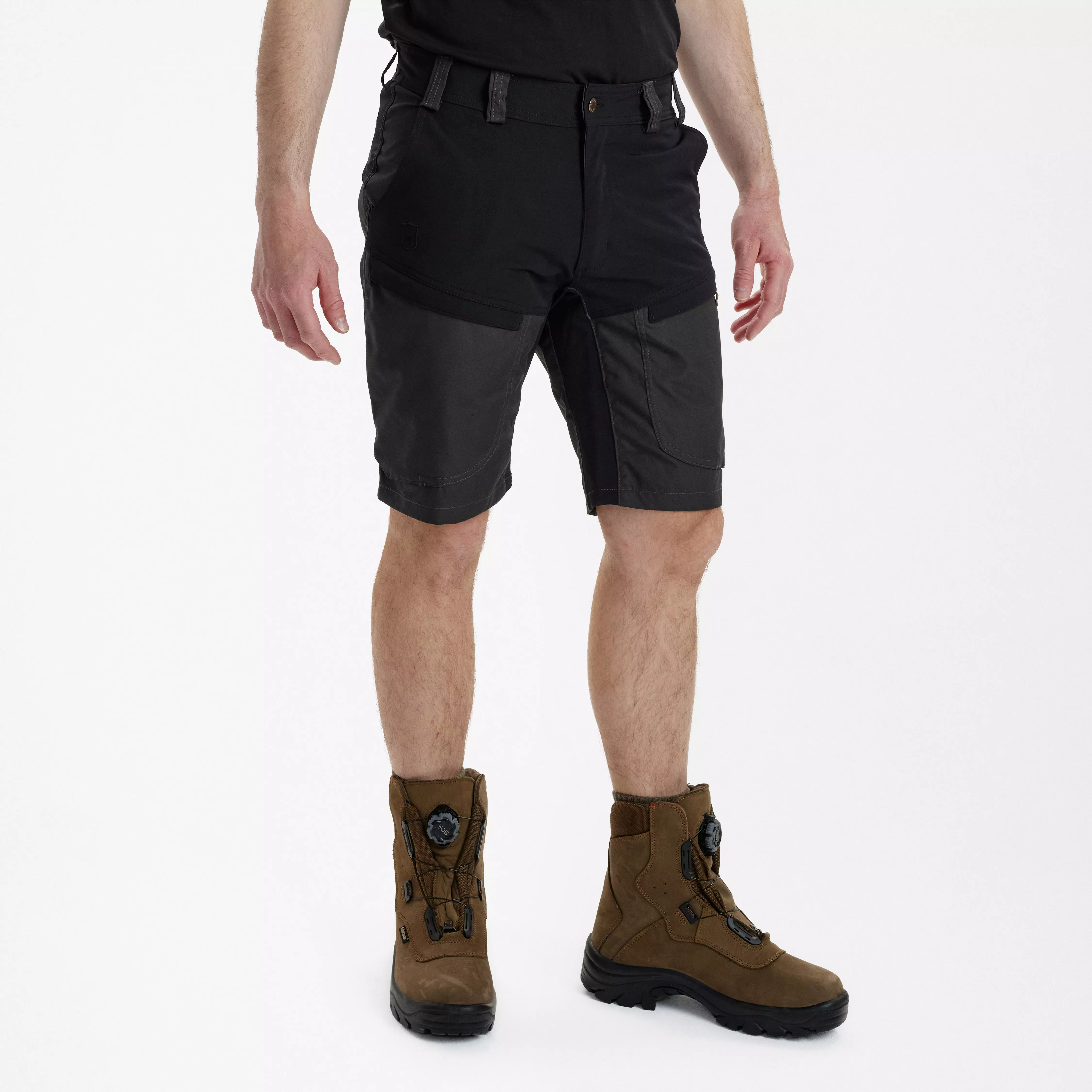 Strike Shorts - Black Ink