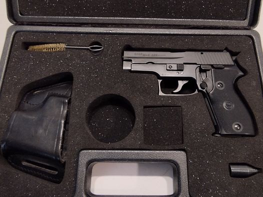 Wunderschöne GECO MOD. 225 - SRS-Pistole 9mm P.A.K mit Holster und Zubehör im original Koffer - Sammlerstück PTB