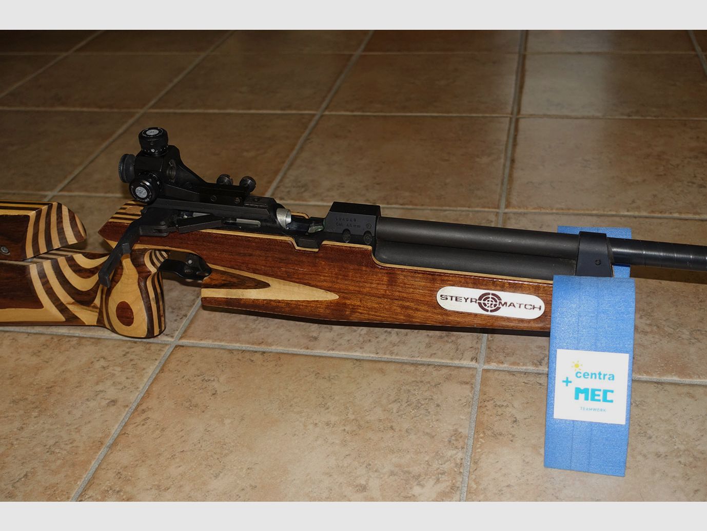 Steyr Matchgewehr LG88 + Kartusche + Fülladapter