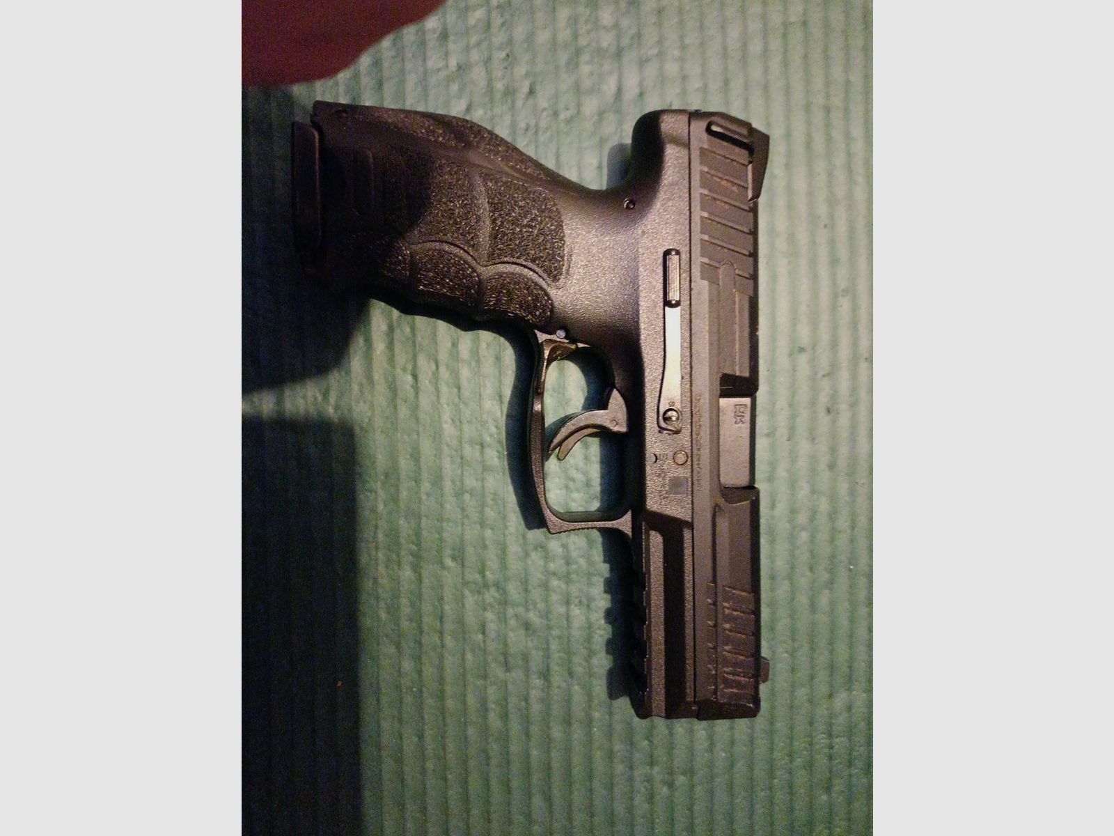 Heckler und Koch VP9 Umarek metall 6mm Softair 0,5 J. Authentic replica