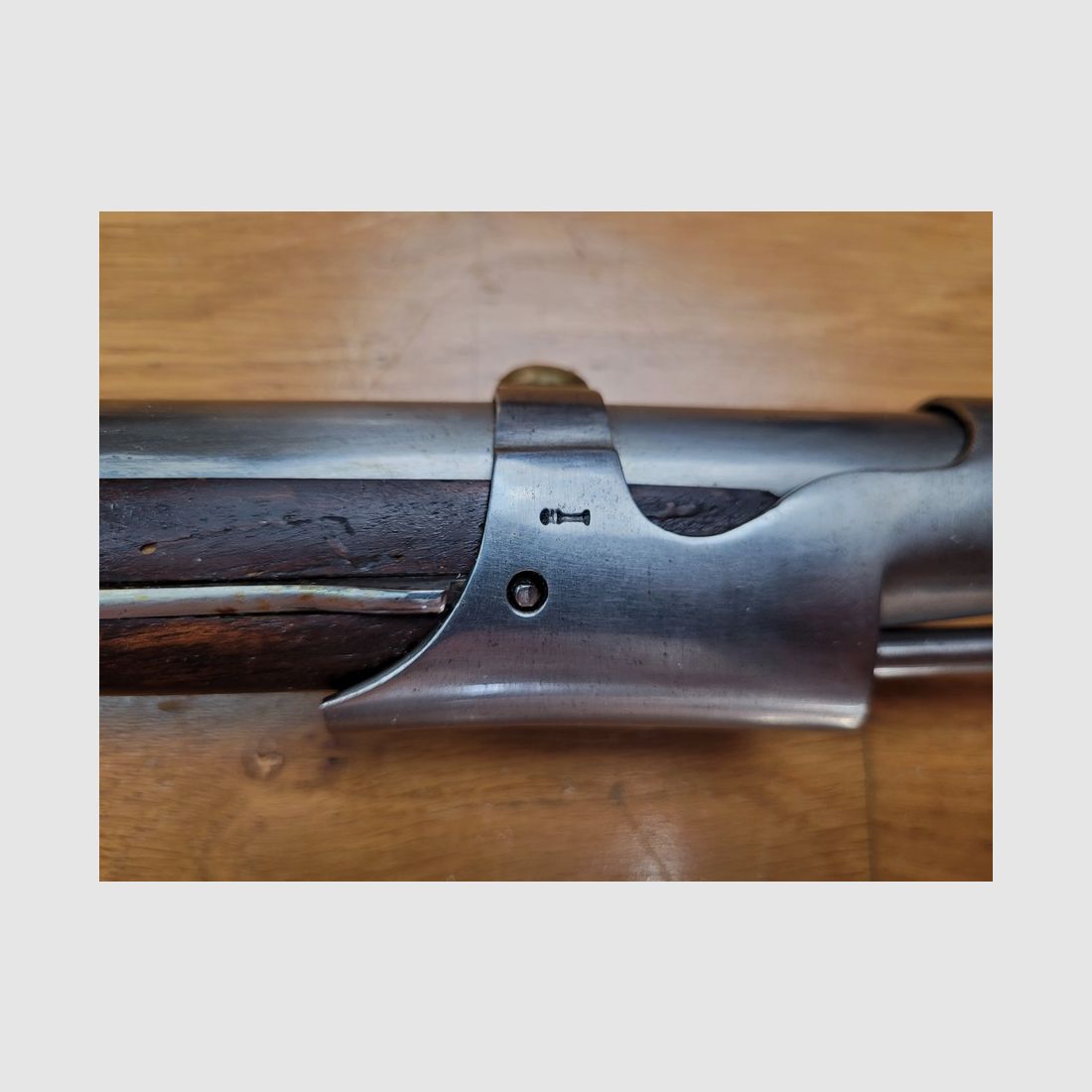 Magnifico fucile a pietra modello 1816 – Arma di Voltigeur – Saint-Étienne maggio 1821 Bellissimi marchi uniformi – Legno magnifico Arma rara, immagine 11 di 30