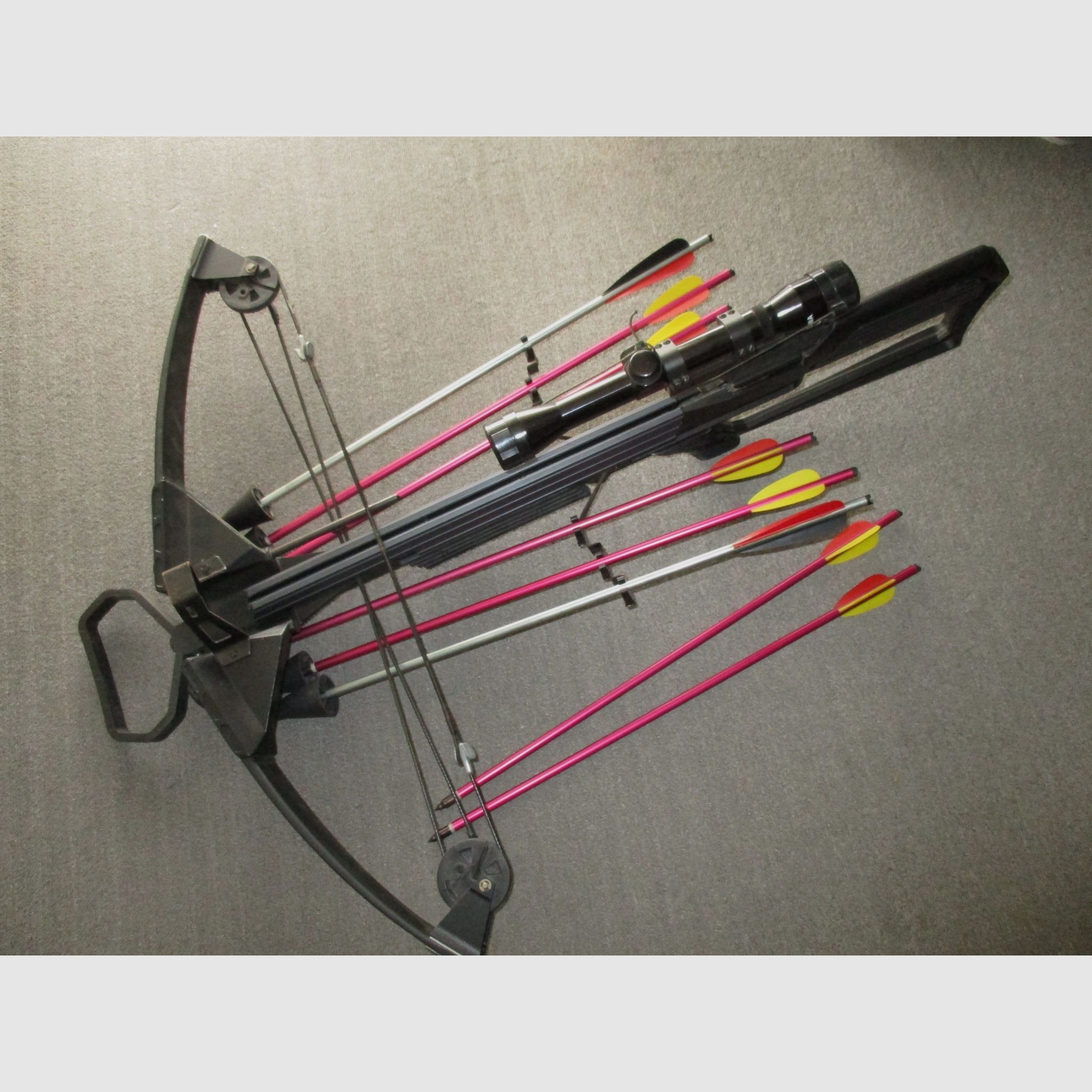 Sport Compound  Armbrust BARNETT DEMON mit 8 Bolzen und Ziel-Fernrohr