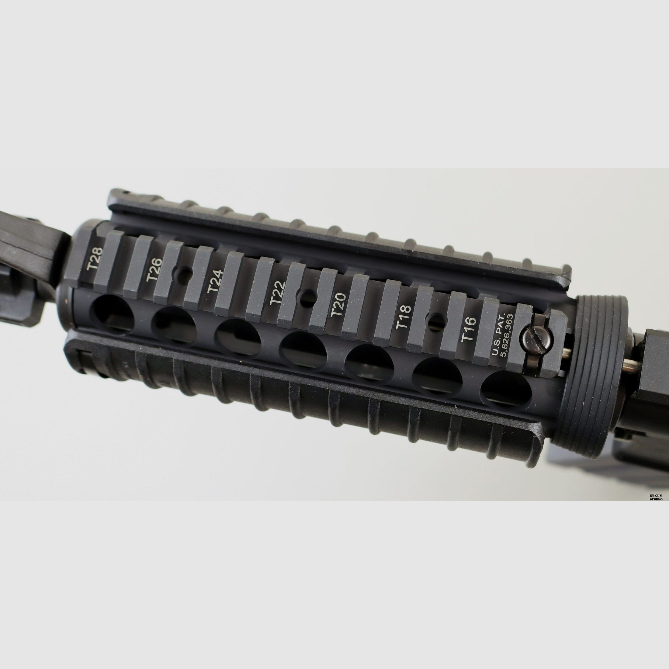 Carbine Colt mod. M4A1 Socom PROPERTY of US GOVT cal. 233 Rem., immagine 9 di 16