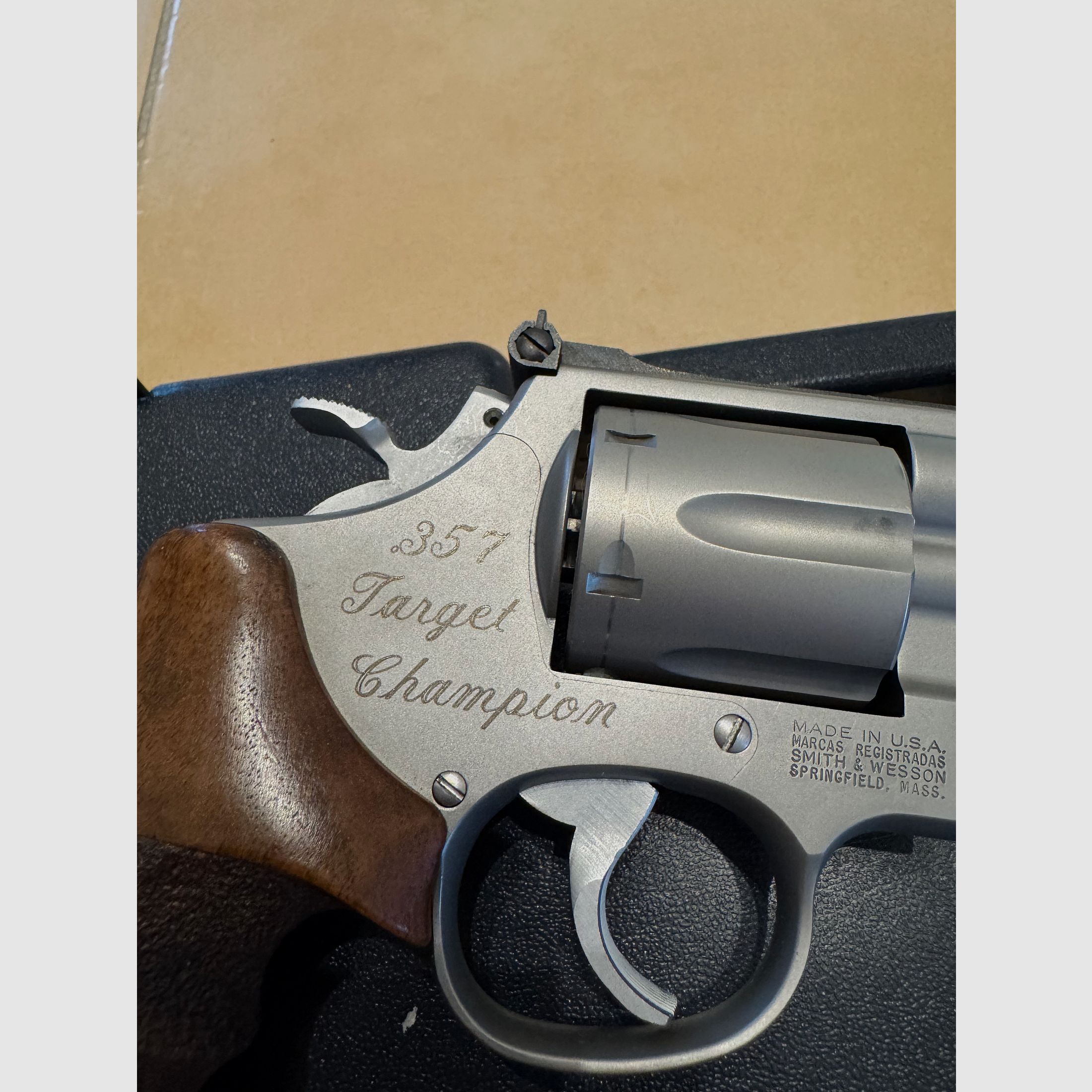 Smith&Wesson 686 Target Champion inkl. Nill Griff