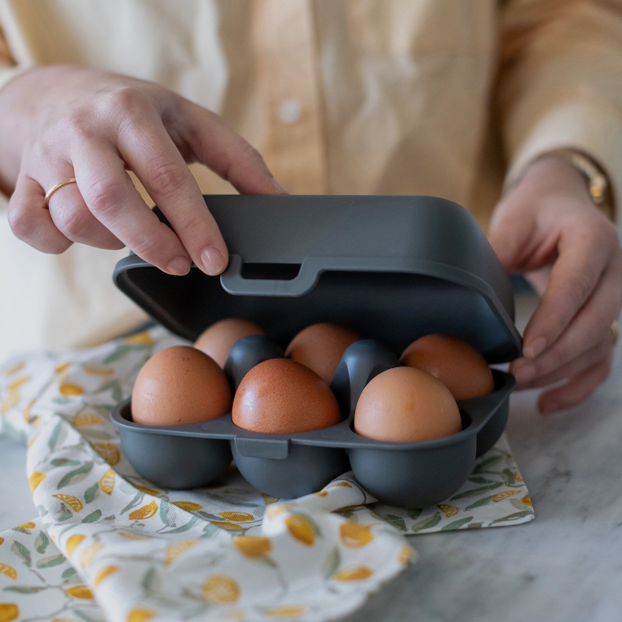 Scatola per uova mini EGGS TO GO, sabbia, immagine 8 di 12