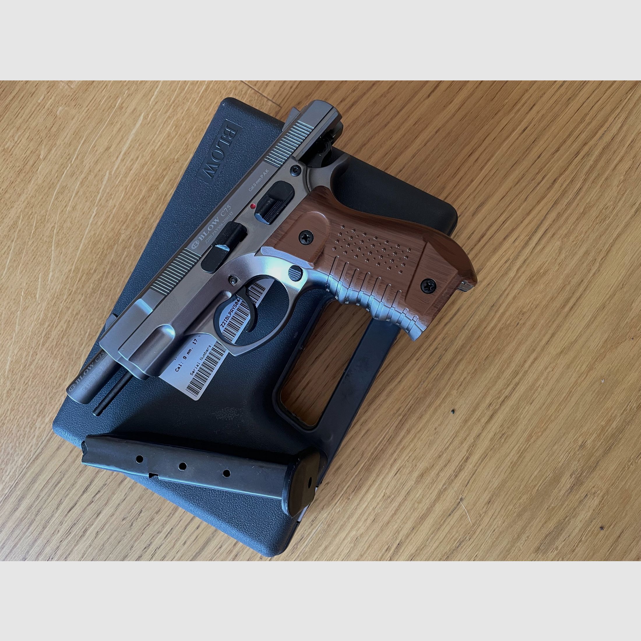 BLOW C75 Fume - 9 mm P.A.K. – blank-firing pistol - CZ-75 Replica – spedizione in tutta l’UE
