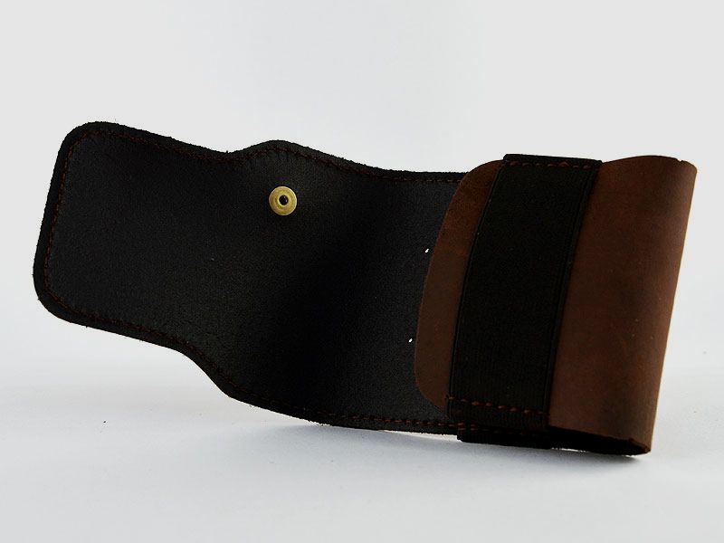 Custodia per cartucce AKAH in pelle di bufalo
