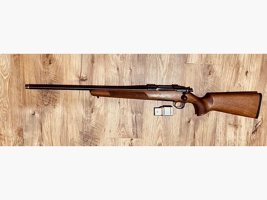 Steel Action HM links im Kaliber .30-06 Spring. 