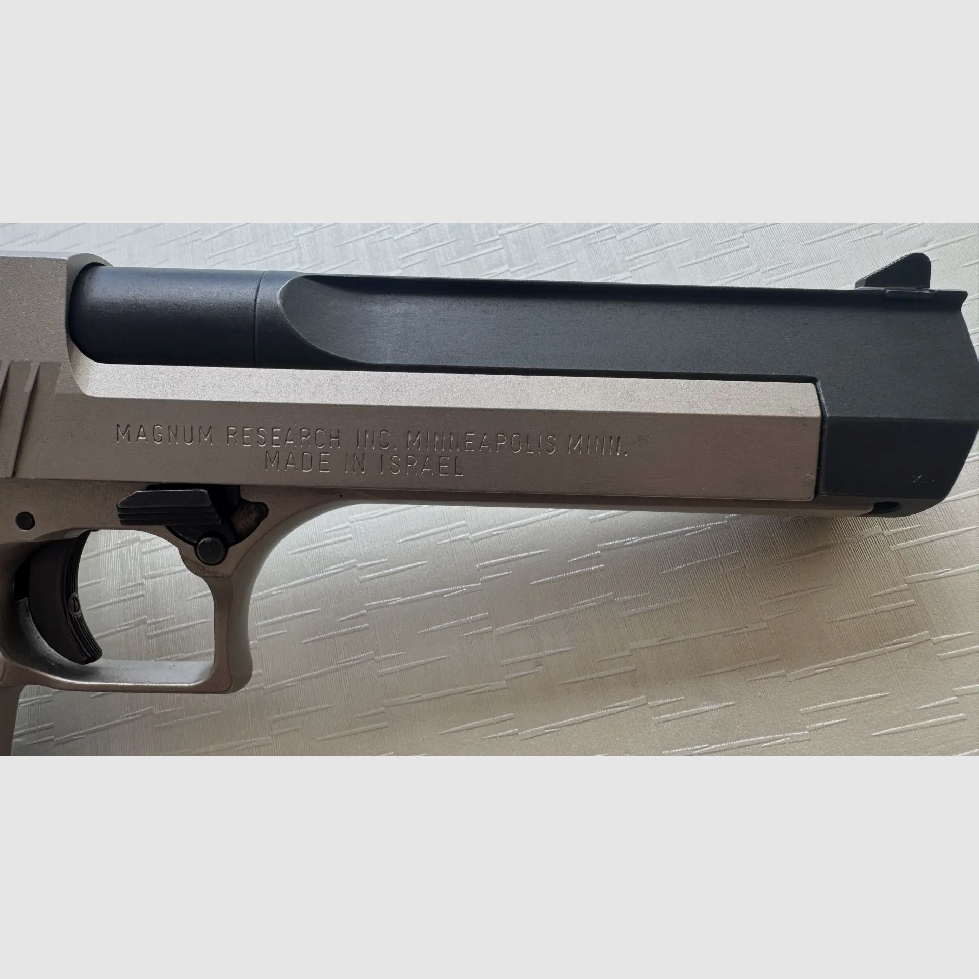 IMI Desert Eagle Kaliber .44 Magnum – Vernickelte Ausführung mit Abzugstuning