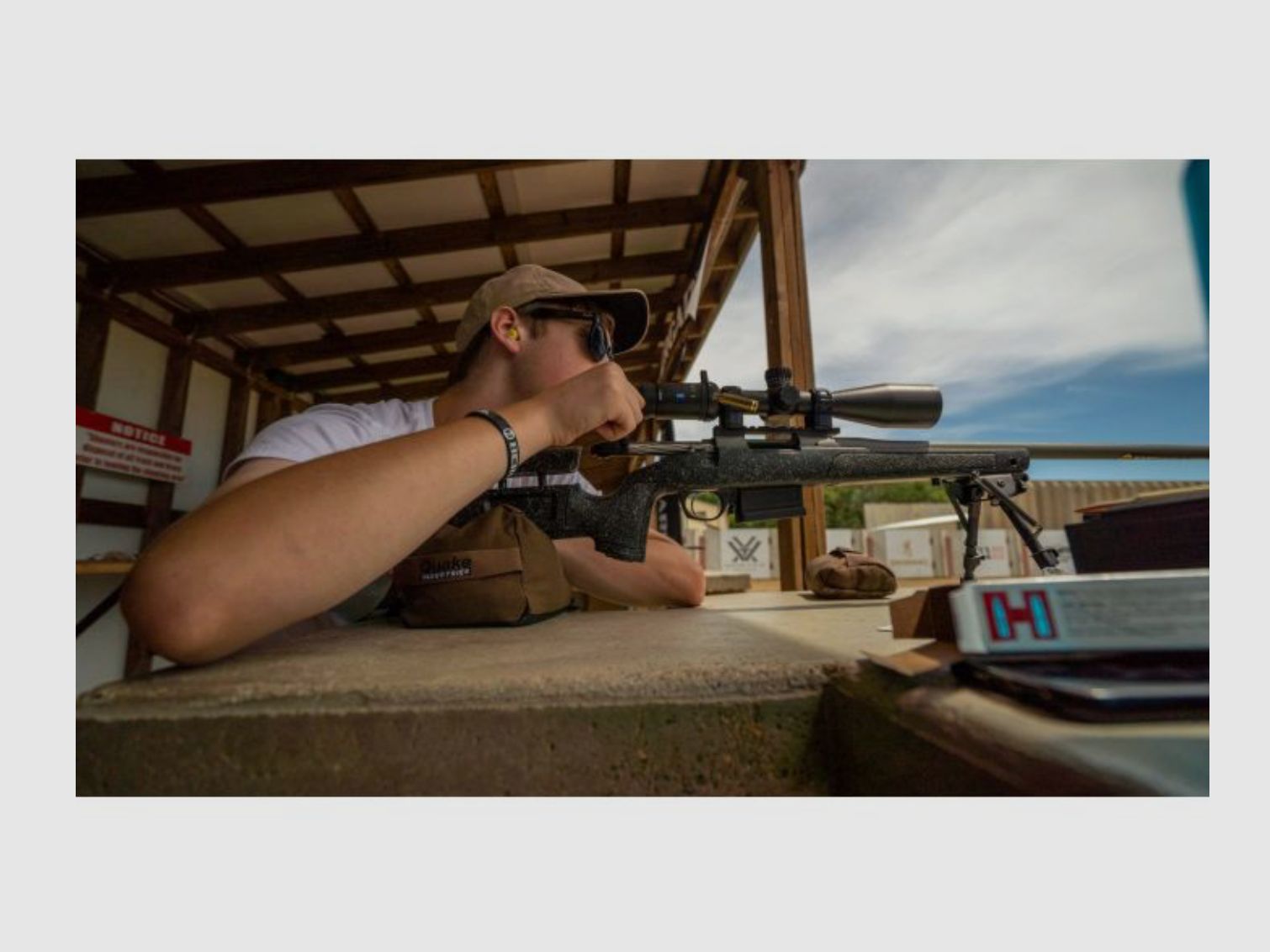 Quake Gewehrauflage Dreieck Größe M ohne Füllung A04931