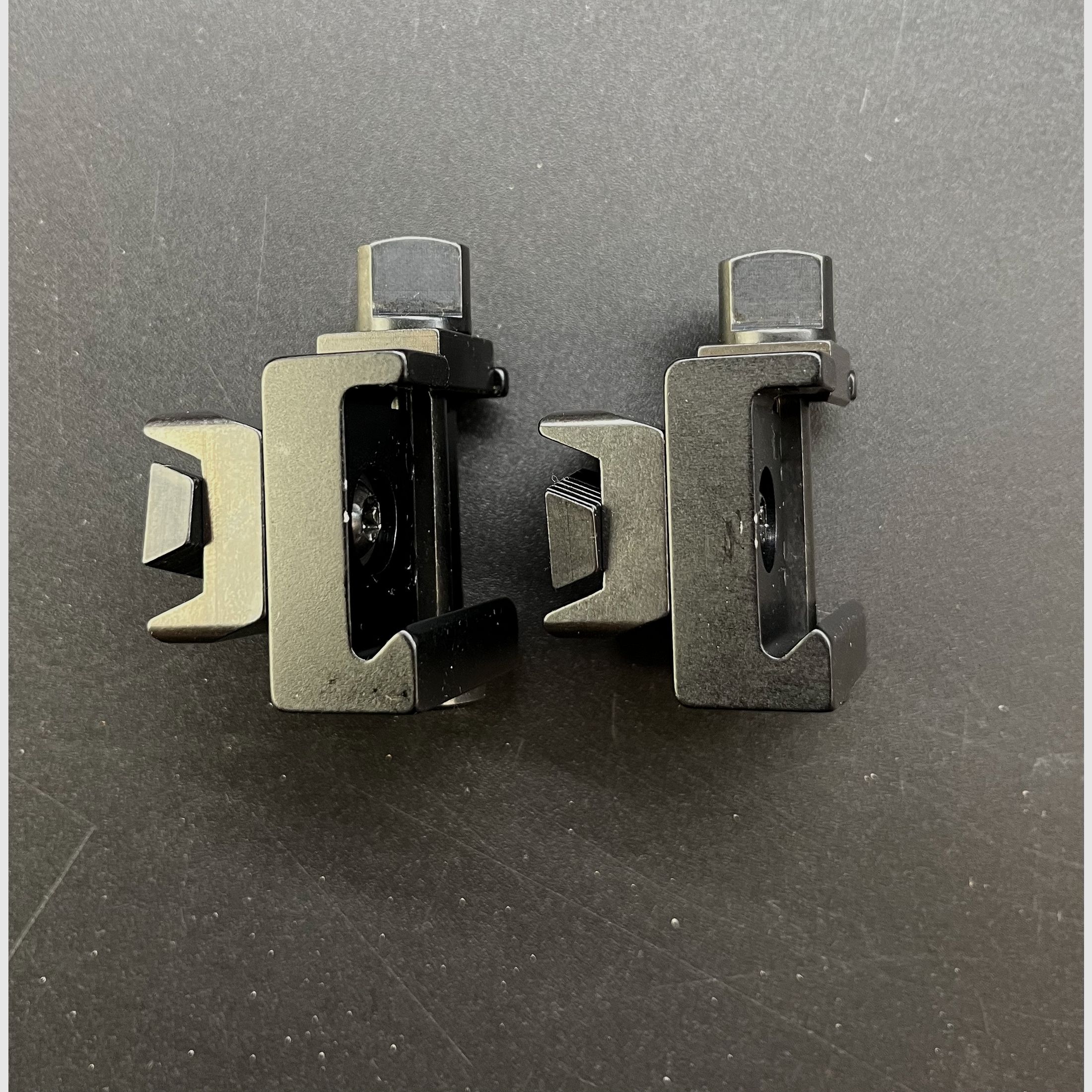 Aussteller SO0010 Recknagel 57045-0300 Weaver AKM Aufkippmontage o. Support 45° ZM Mutter