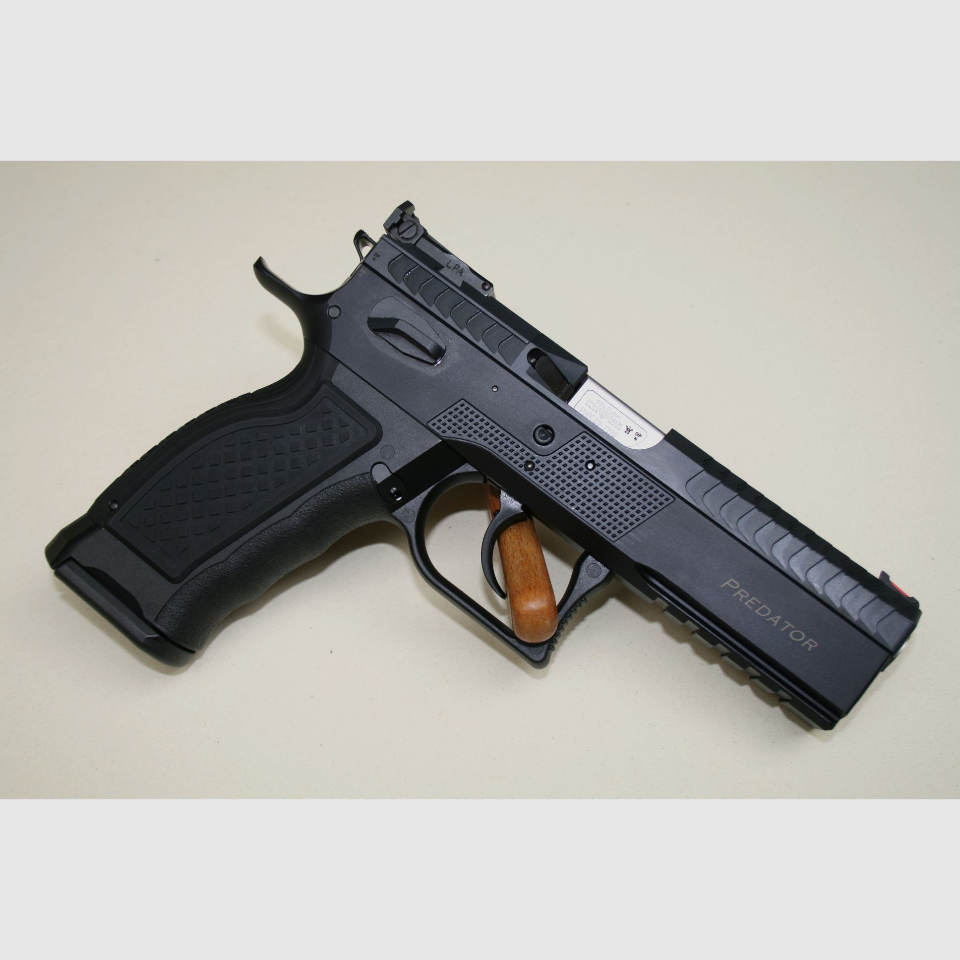 Pistole PHOENIX PREDATOR SA/DA Optik 9×19, Bild 9 von 9