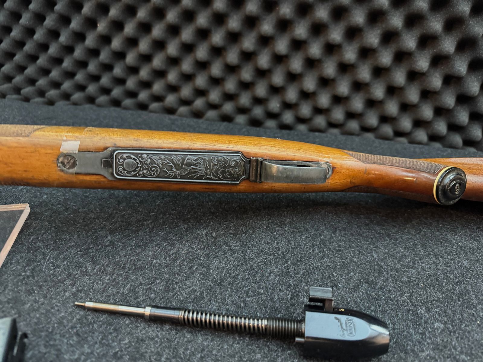 Stock for Mauser 2000 / Heym SR 10 with lock, firing pin, magazine box, rear sight, and trigger