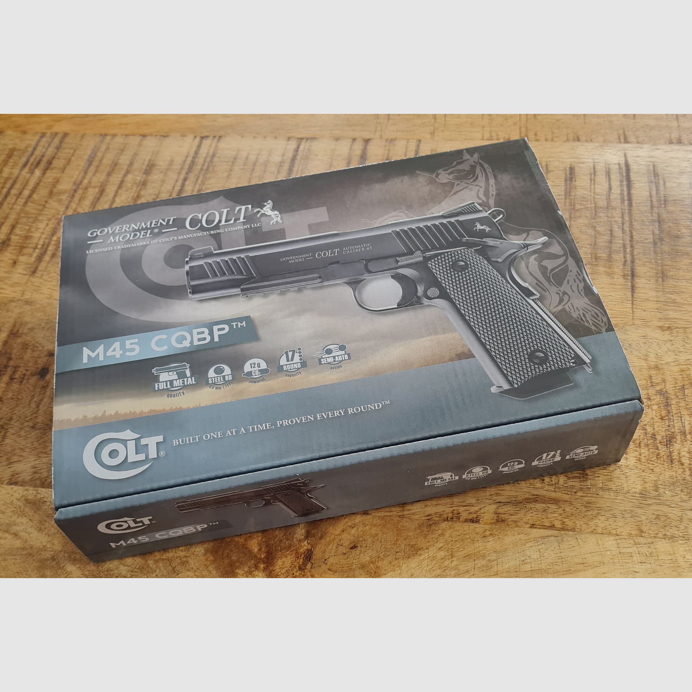 Umarex Colt M45 CQBP Cal. 4.5mm BB, BlowBack, FullMetal + Extras