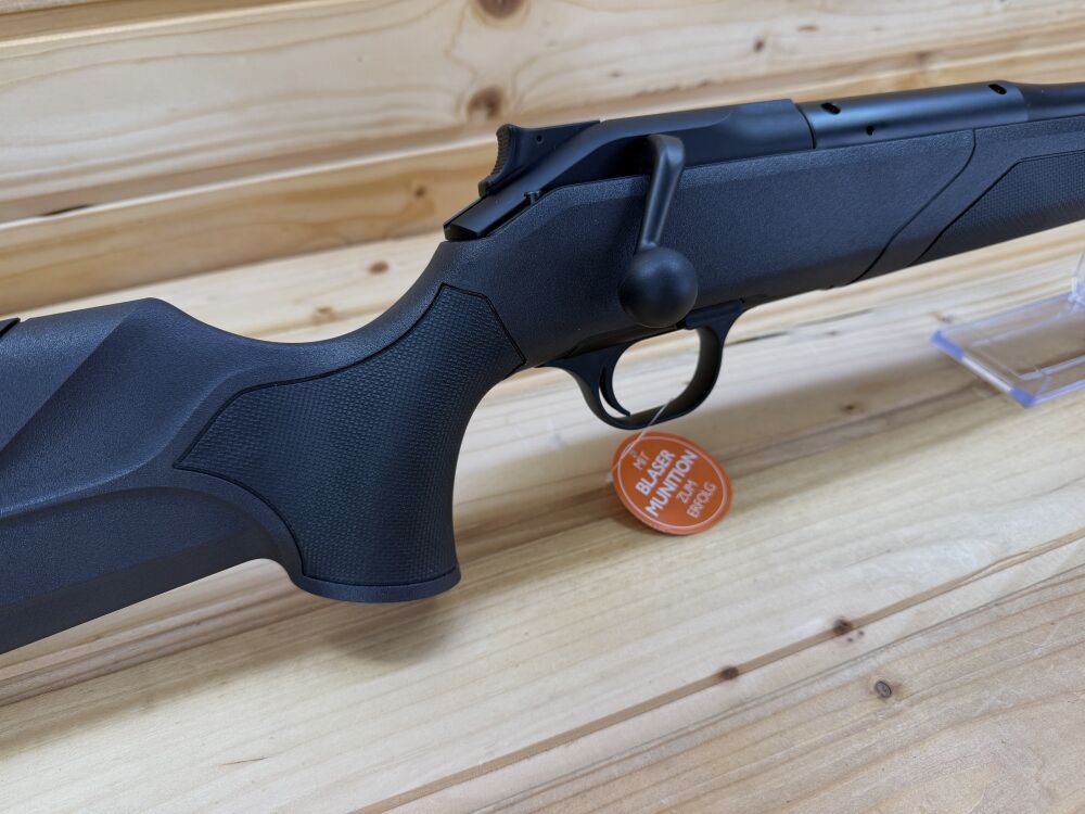 Blaser R8 Professional 2.0 repeating rifle in .308 Win 520mm without sight .308Win
