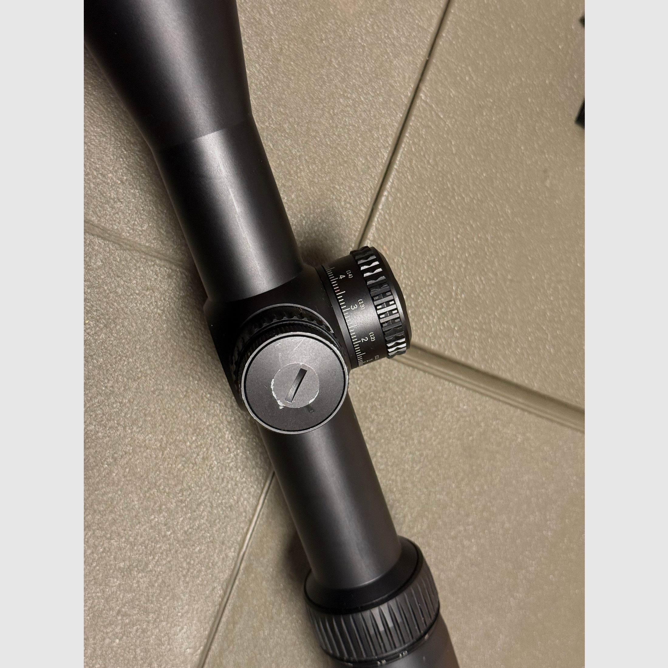 Vortex Strike Eagle 5-25x56 inkl. Montage nach Wahl 