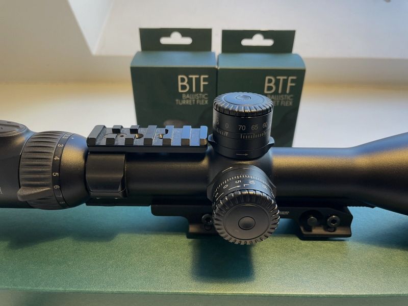 SWAROVSKI - Z8i - 2.3-18x56P + 2xBTF