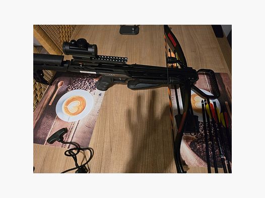Ek Archery JAG II PRO inkl Pfeile und Zielfernrohr