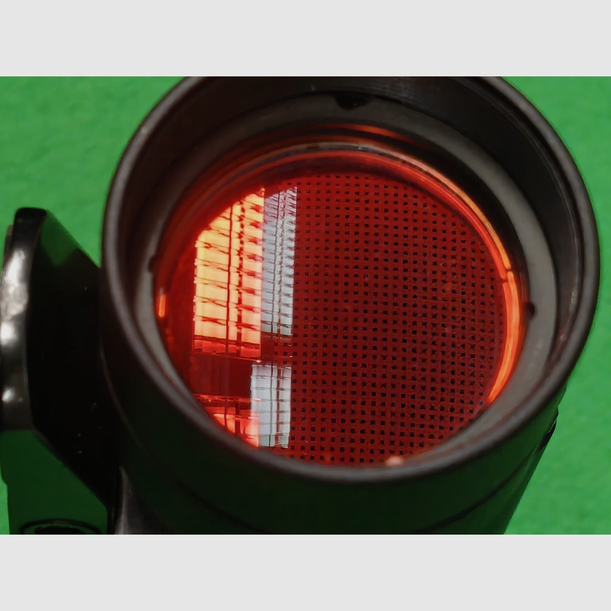 Aimpoint 9000L 2MOA in OVP inkl. EAW Schwenkmontage