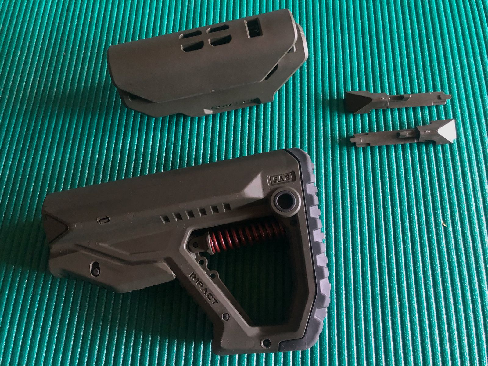 FAB Defense GL-CORE IMPACT CP RECOIL ABSORBING BUTTSTOCK MIT WANGENAUFLAGE
