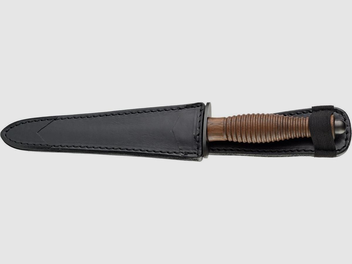 Cuchillo de Combate Fox Fairbairn-Sykes Dagger hoja negra con mango de nogal, imagen 4 de 4