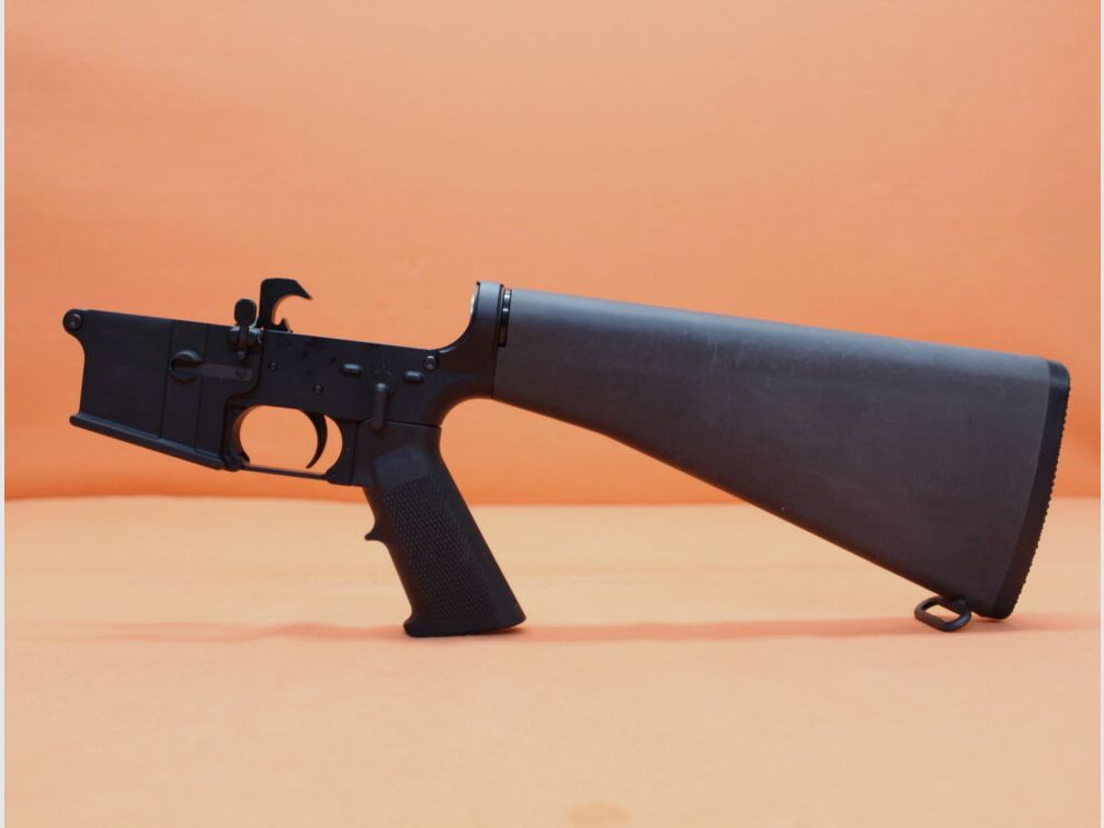 Diverse Unteres Gehäuse Oberland Arms OA-15: Lower Receiver Semi-Auto komplett/ A2 Schaft System AR-15