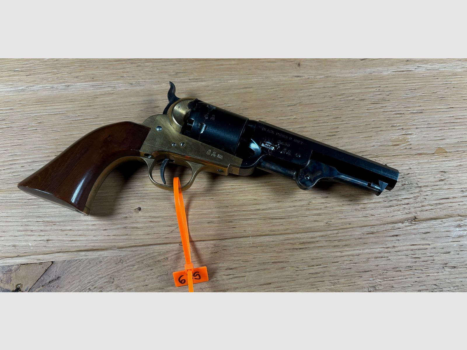 Hege-Uberti Colt Navy 