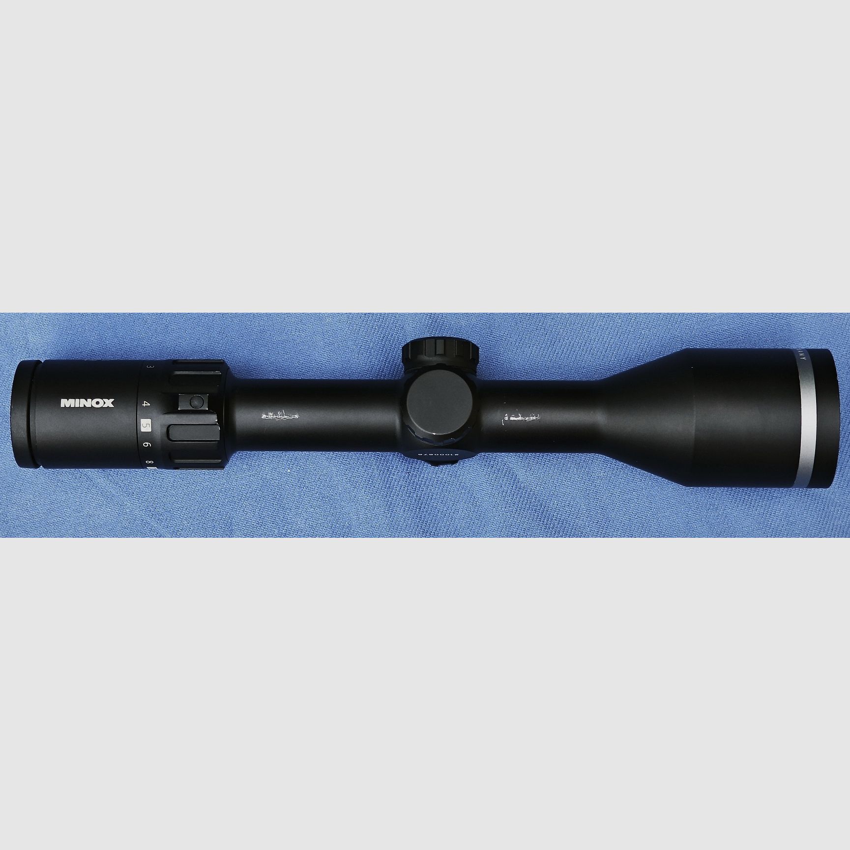 Telescopio Minox ZE5.2 2-10x50