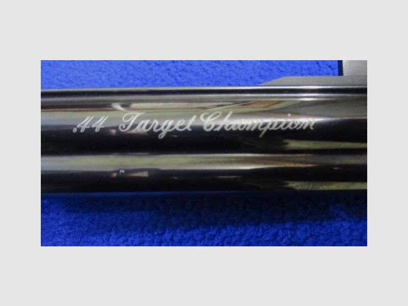 Revolver Smith & Wesson Mod. 29 Target Champion TC .44 mag. 29TC