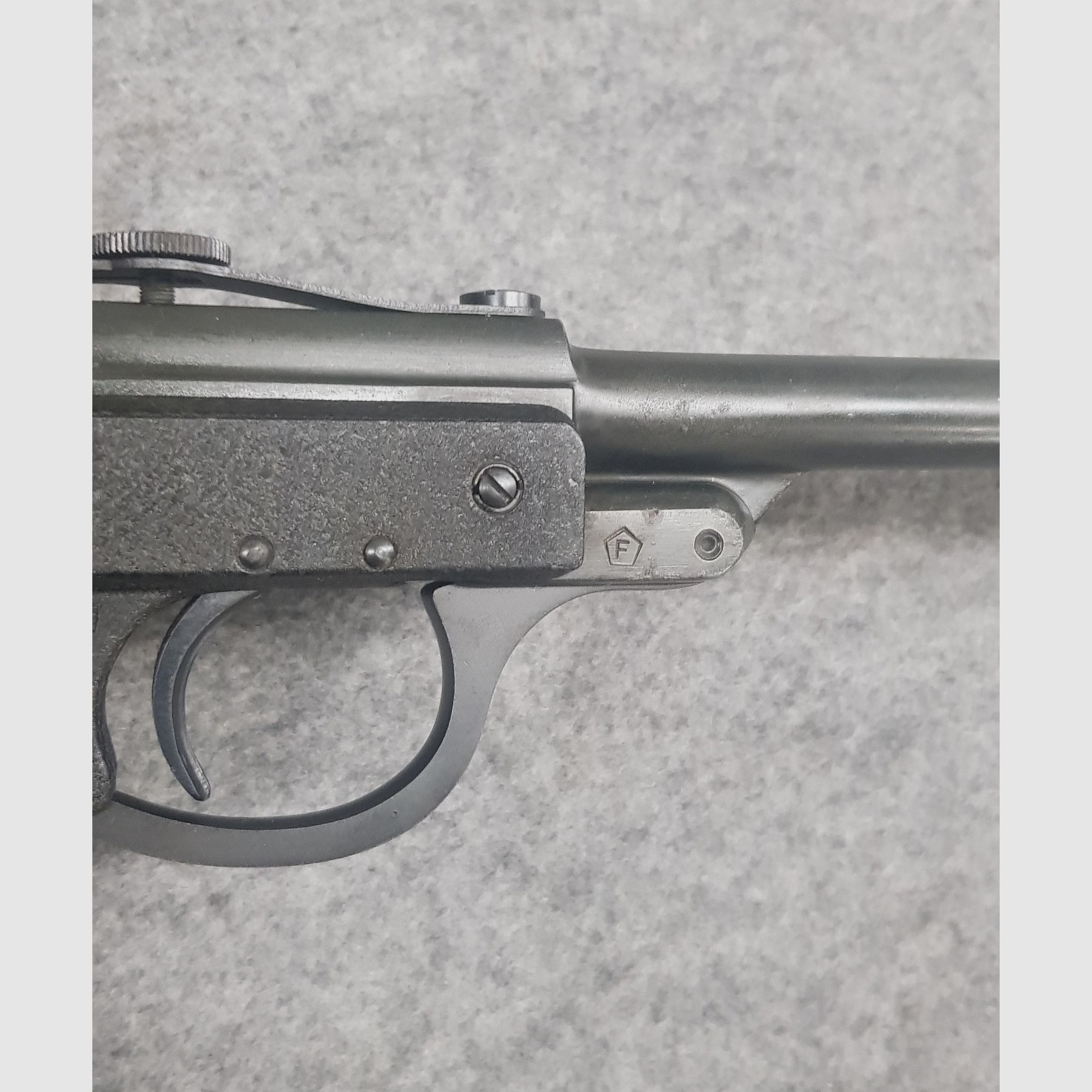 Luftpistole Walther Mod. LP 53 im OVP Karton, Beschreibung u. Flyer aus den 60iger James Bond 007 