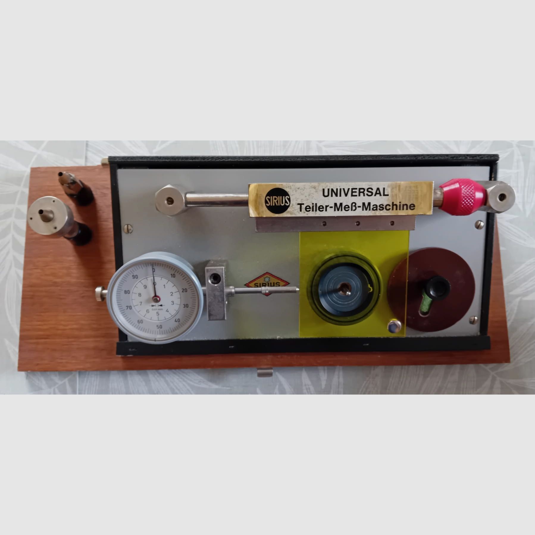 Sirius Universal Divider Measuring Machine