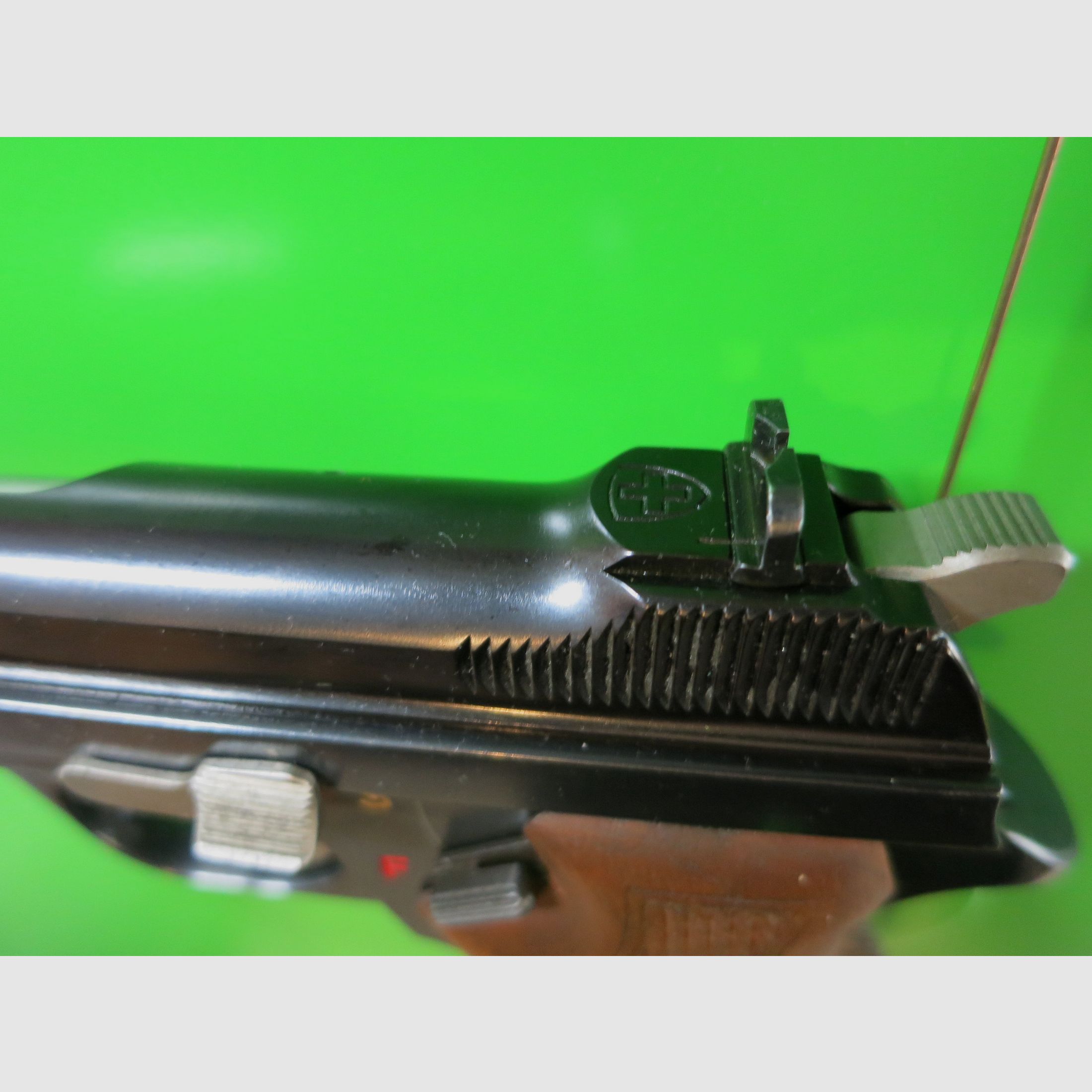 Halbautomatische Pistole SIG P210, Pistole 49 Kal. 9mm Luger      #44-