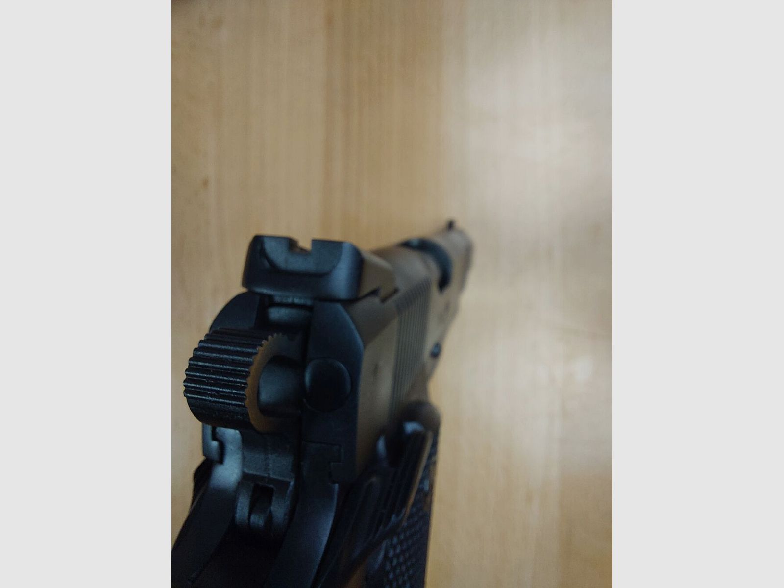 Armscor Rock Ultra 1911-A1 FS