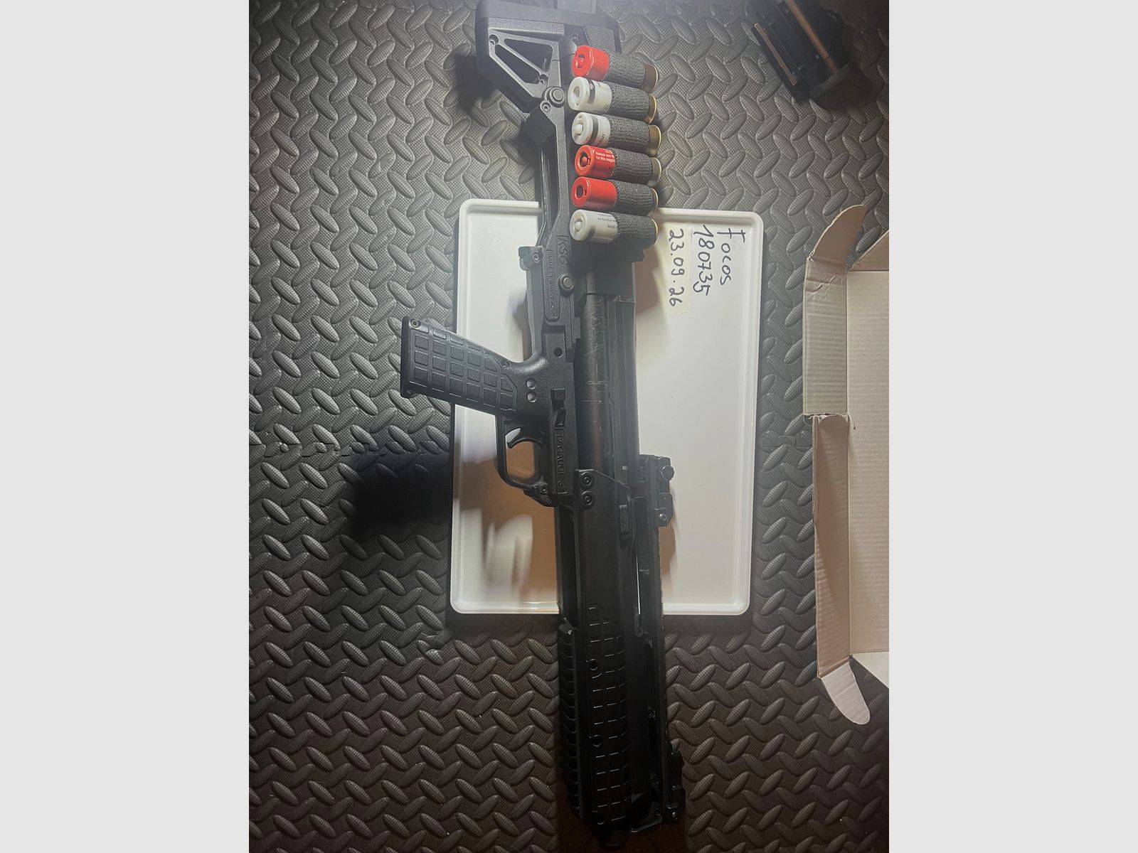 Tokyo Marui KSG Gas Shotgun + Shell holder + 5 shells, image 5 of 6