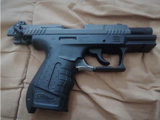 Walter p22