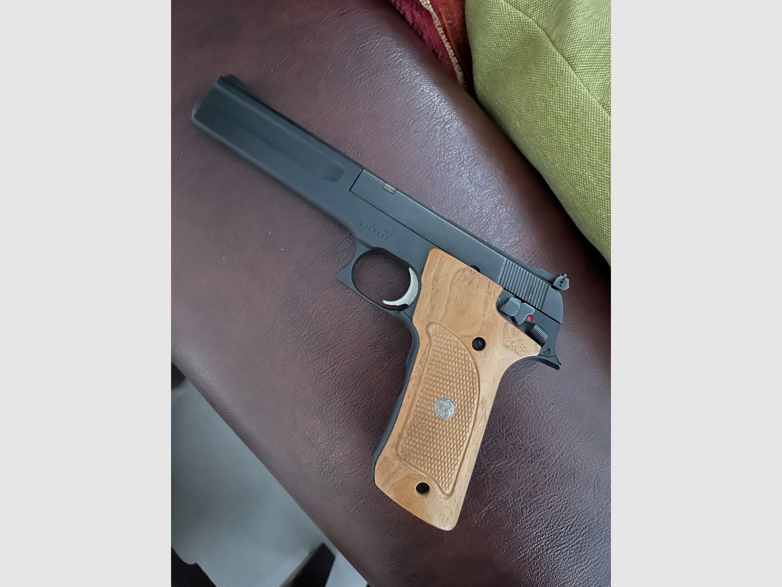 Smith & Wesson 422, Bild 1 von 2