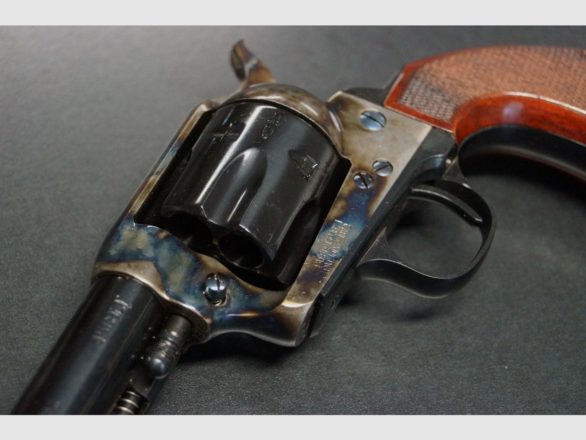 Uberti 1873 Cattleman Evil Roy, afbeelding 5 van 6