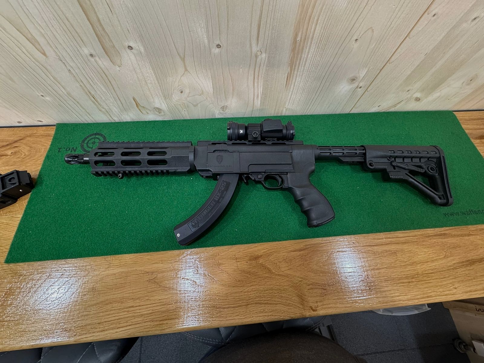 Ruger Charger .22 LR mit Archangel Anschlagschaft