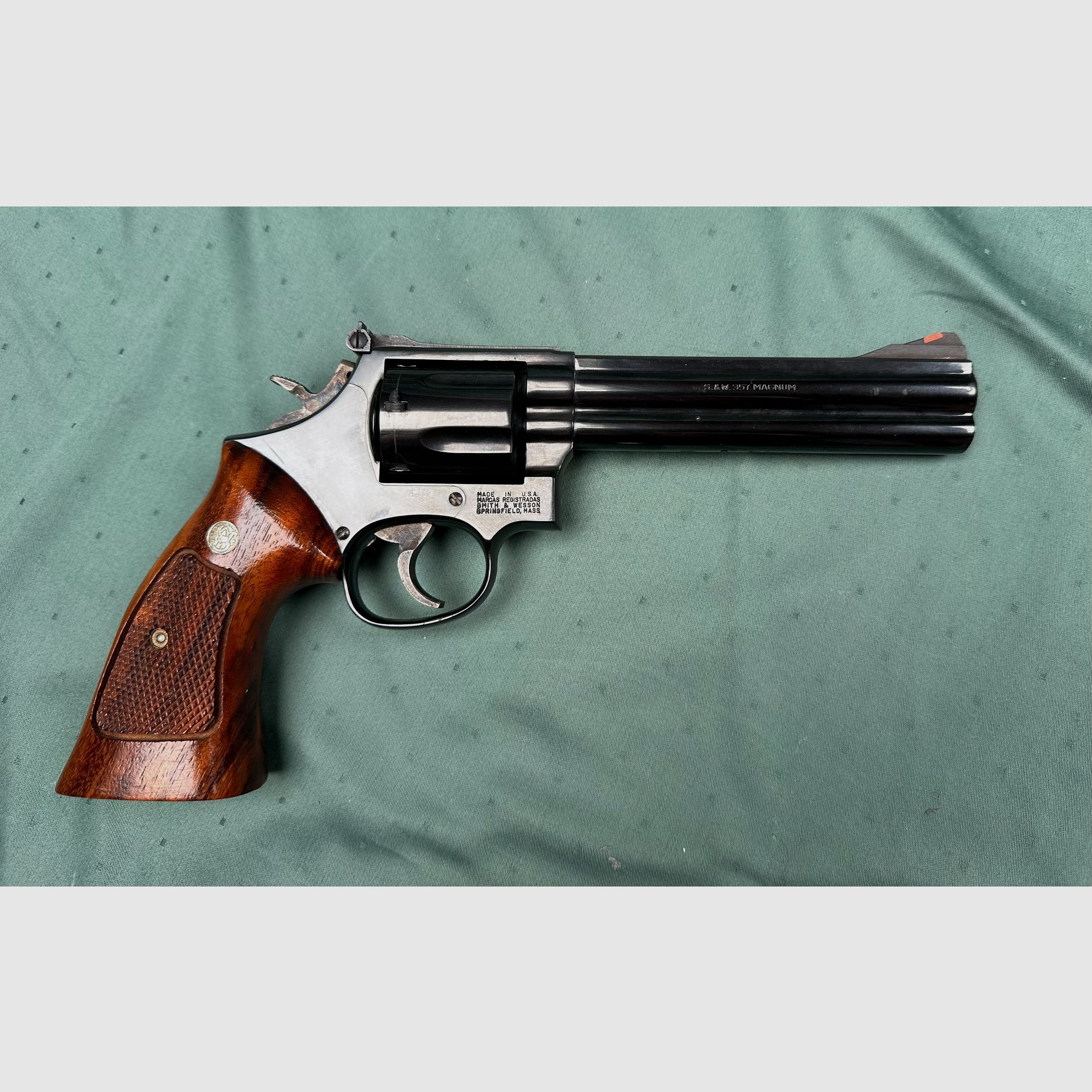 Smith & Wesson Revolver 586 calibre 357 Magnum, image 1 sur 6