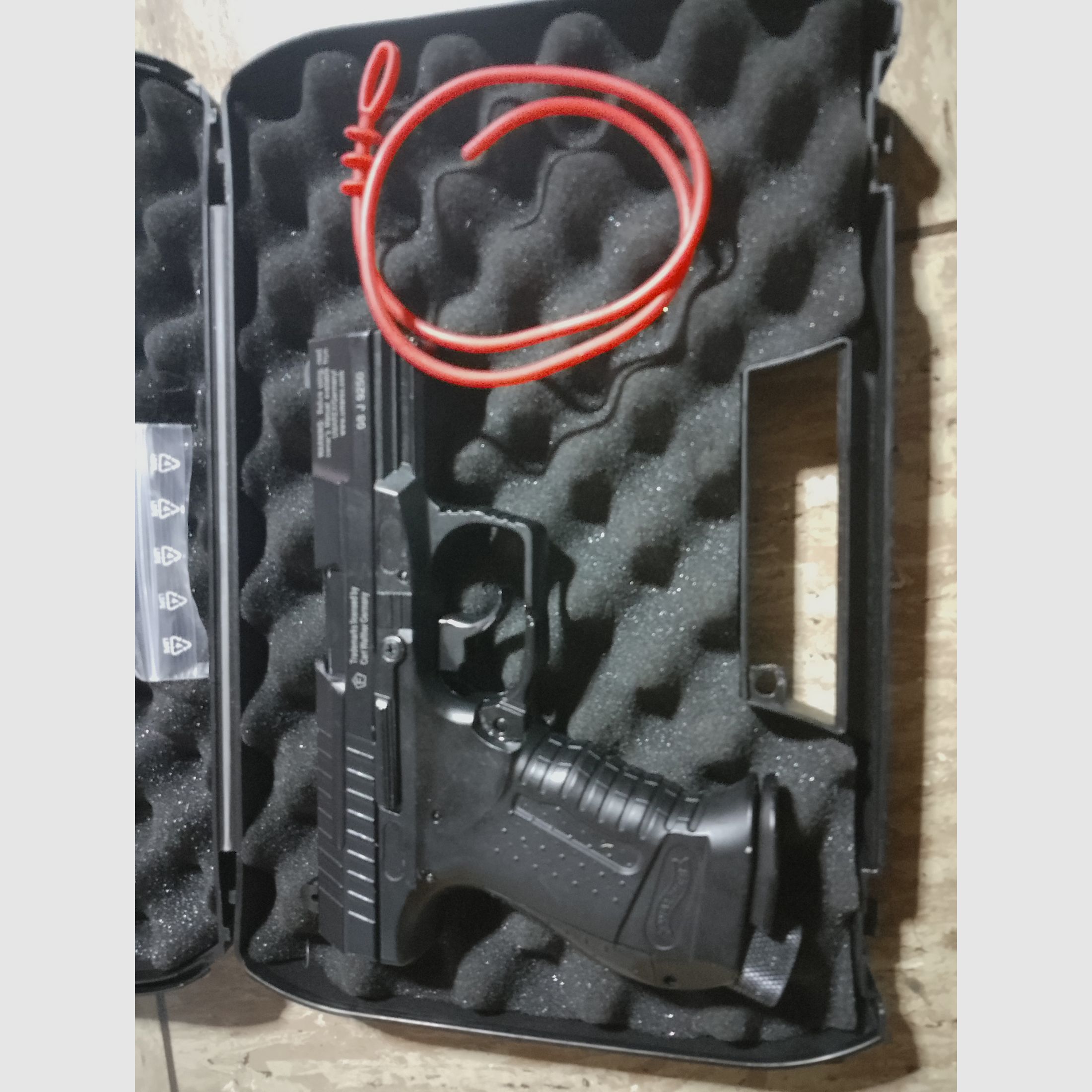 Walther p99 cal .43 RAM Markierer CO2 Kapseln Reinigungstool Koffer Paintballs Rubberballs Set 