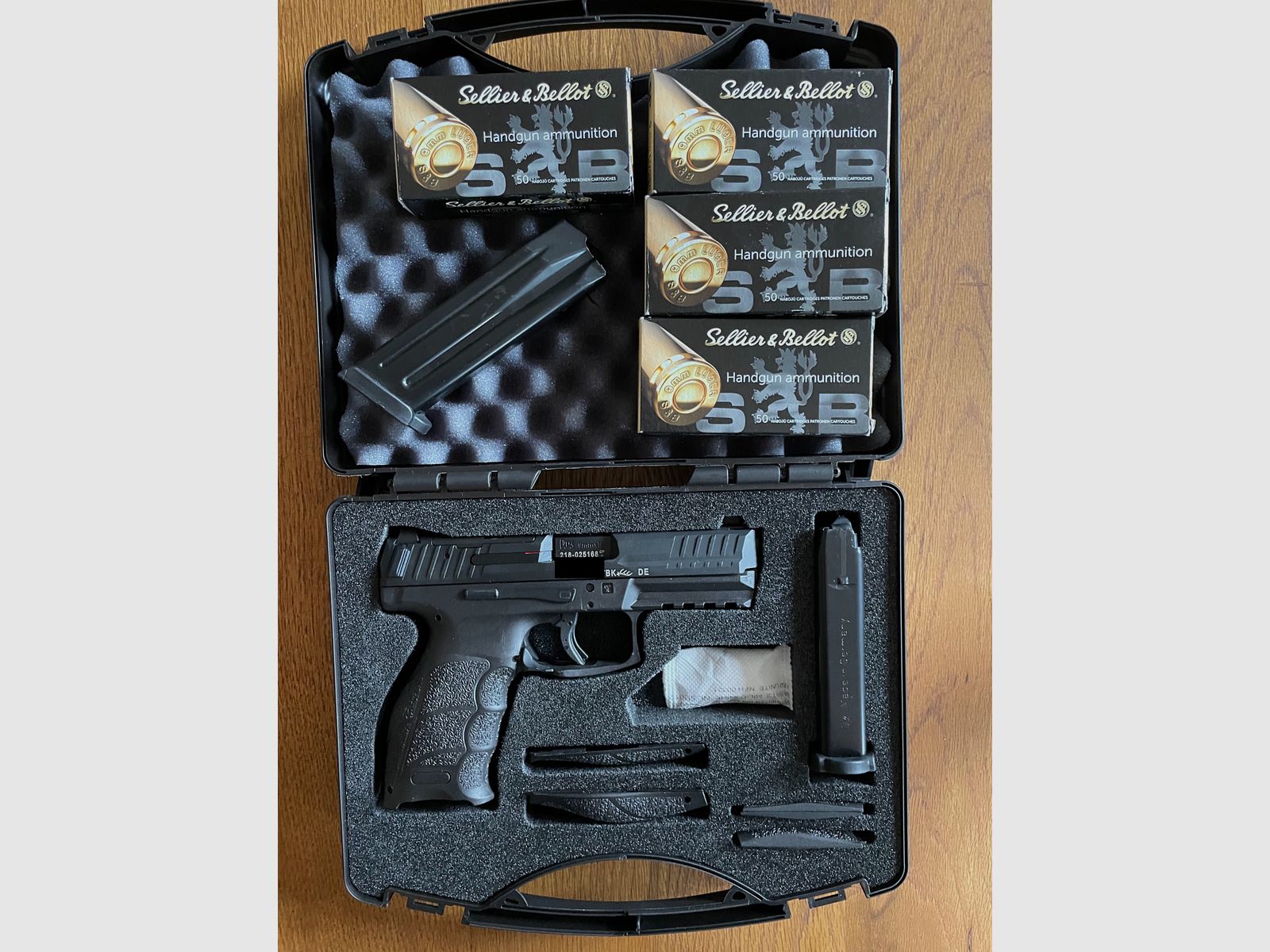 Heckler & Koch SFP9 OR - CONDIZIONI TOP nel pacchetto senza pensieri con accessori