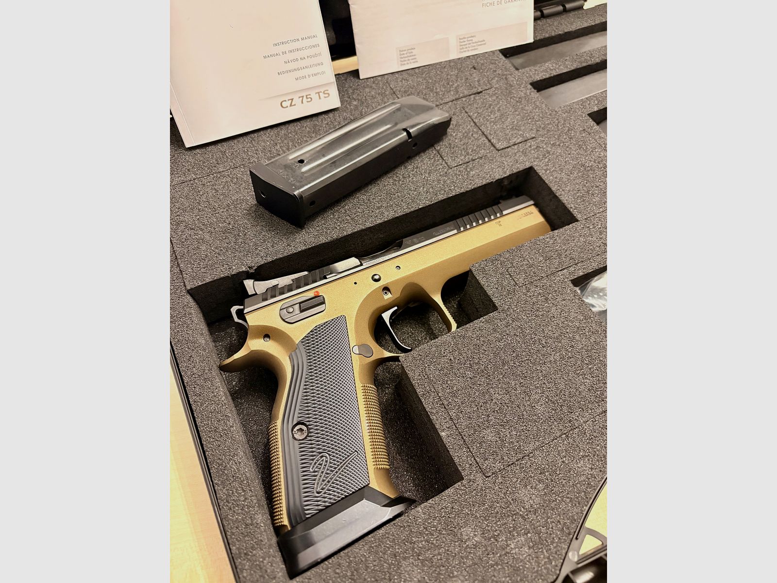 CZ TS 2 Bronze - Beamtenwaffe 