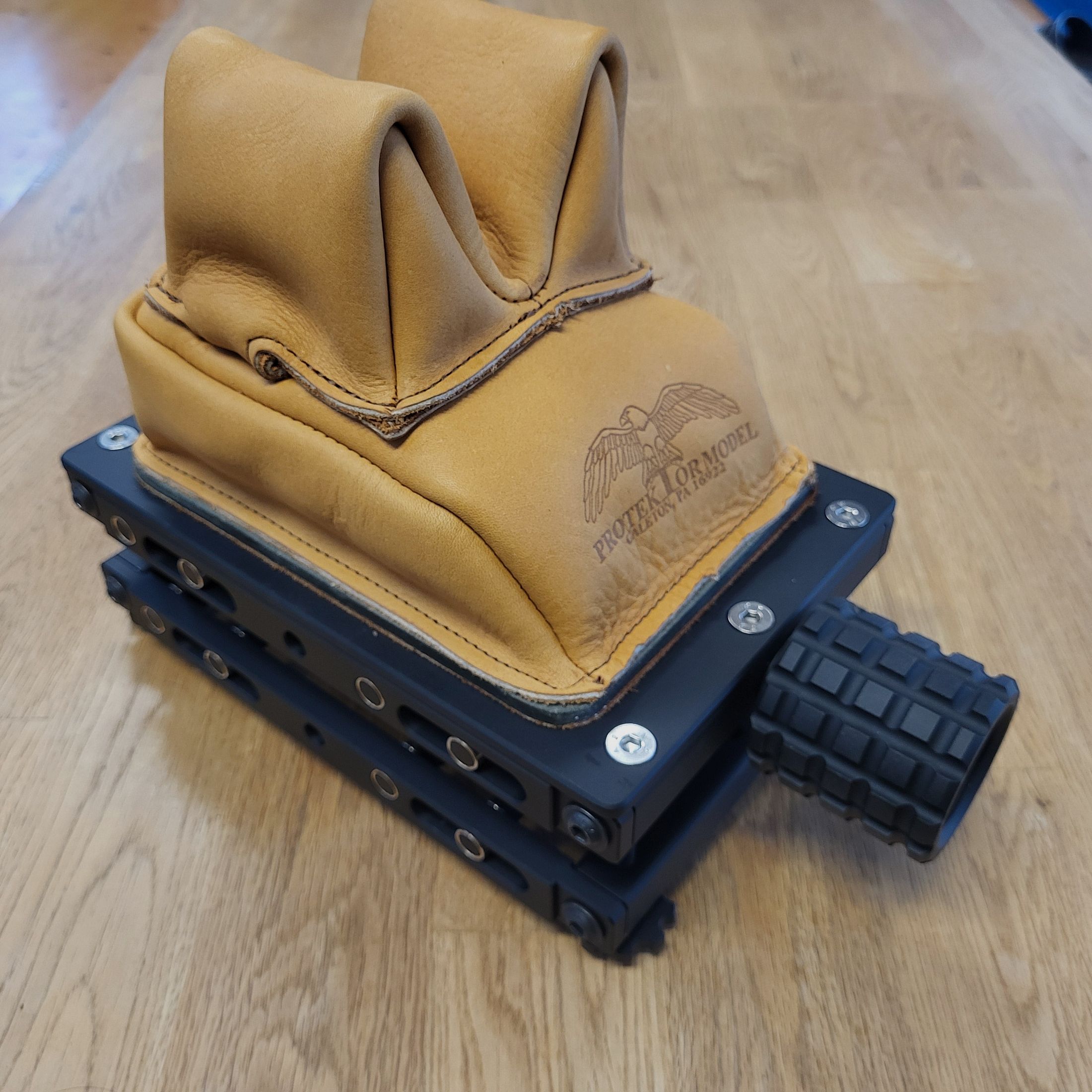 Bears Verstelbare Lifter voor je Rearbag met Zijverstelling