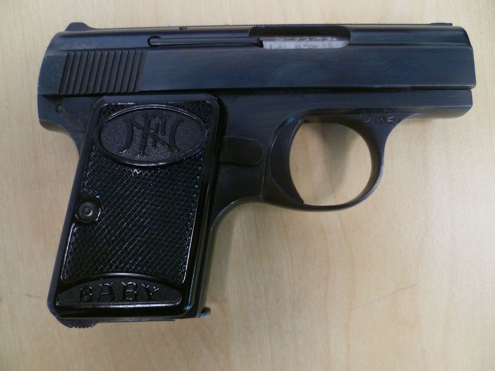 Pistole FN Baby 6,35 mm Browning