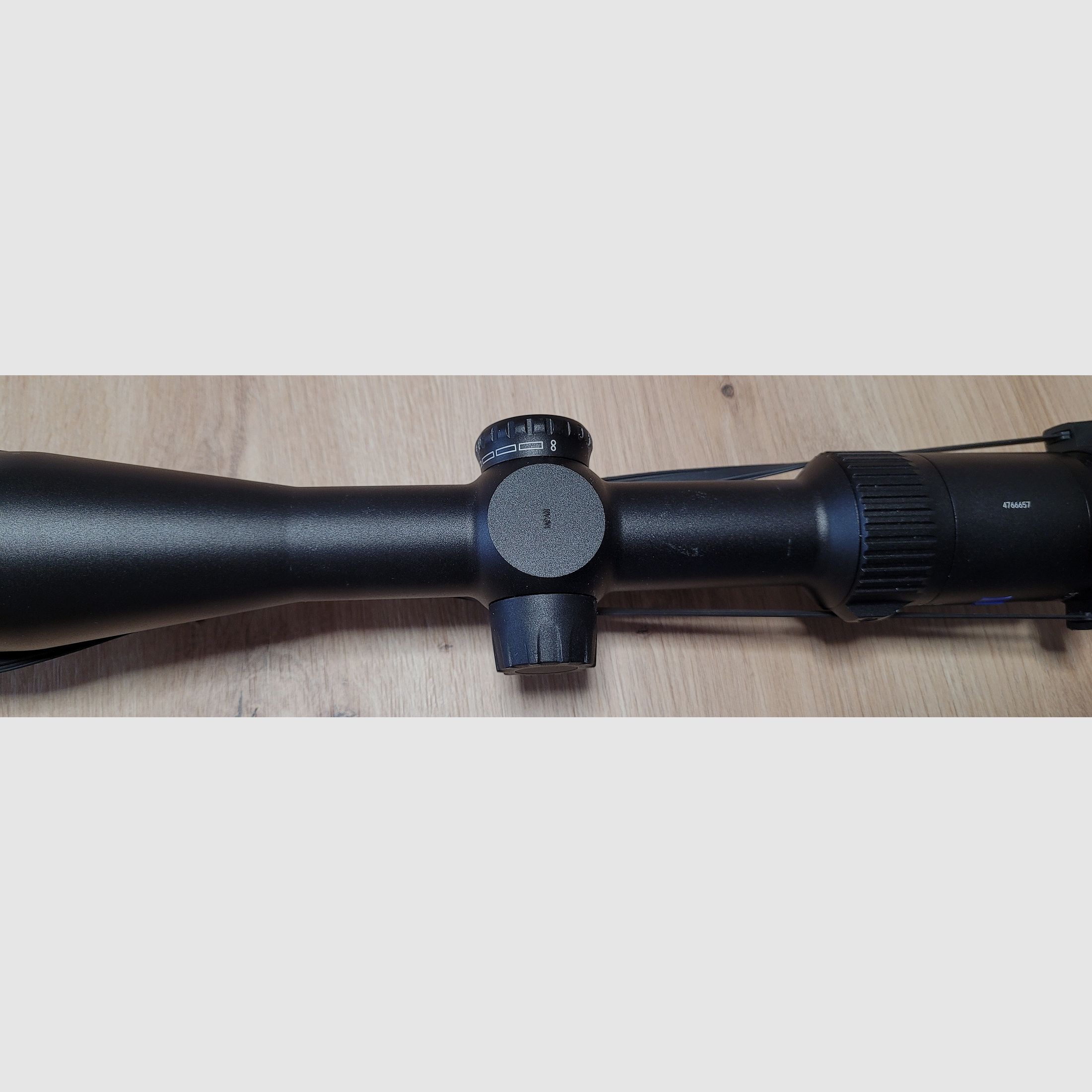 ZEISS Conquest V4 4-16x44 *Absolute ZMOA-2 *ASV * Medium tube 30 mm * 1/4 MoA click *