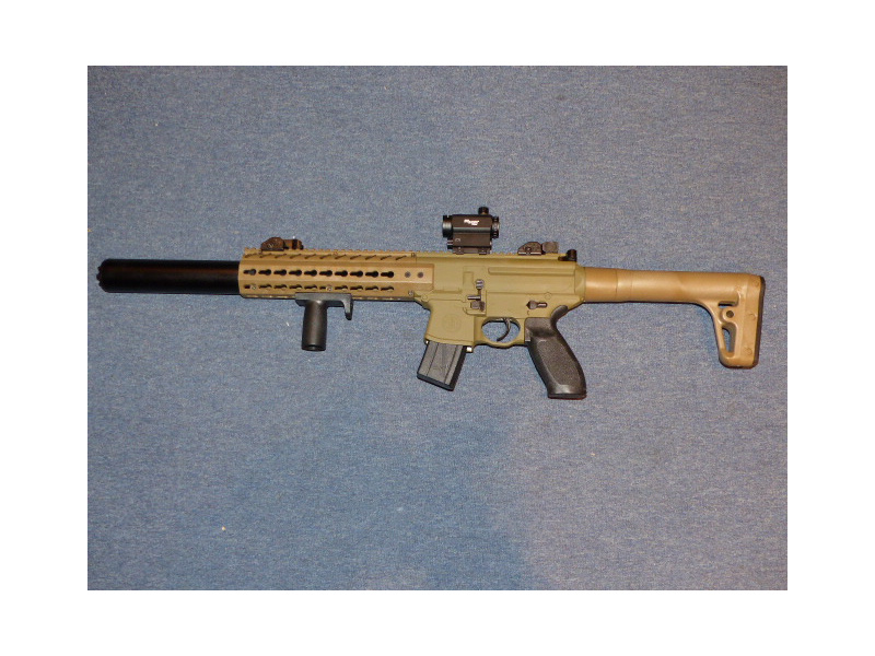 Sig Sauer MCX FDE 4,5mm - Druckluft Co2 incl. SIG R20 Red-Dot