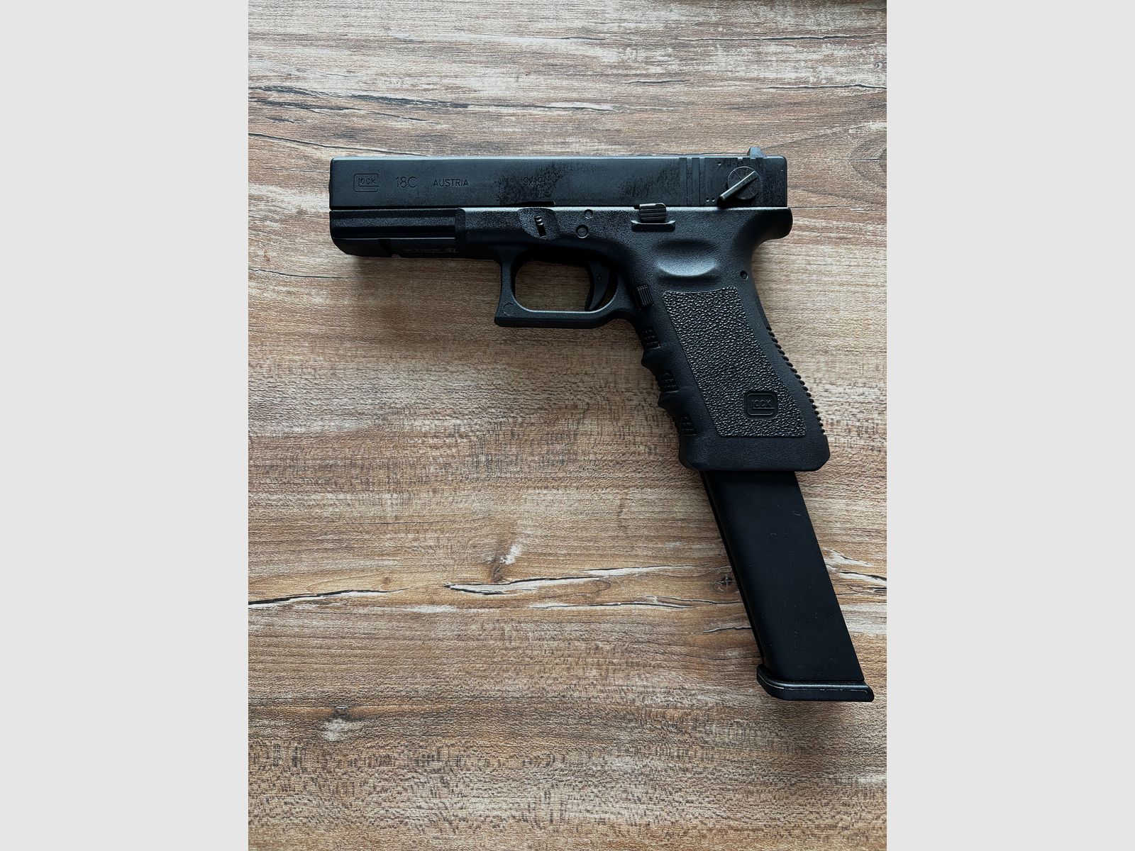 original licensed Glock 18c 6mm BB Airsoft (1 Joule) submachine gun Full-Auto Blow Back