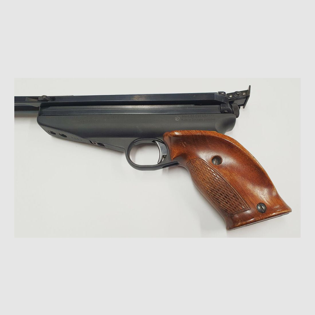 Feinwerkbau Feinwerkbau Mod. 65 4,5/.177 FWB 65 Mk. I , vierstellige Seriennummer, Federdruck / Seitenspanner