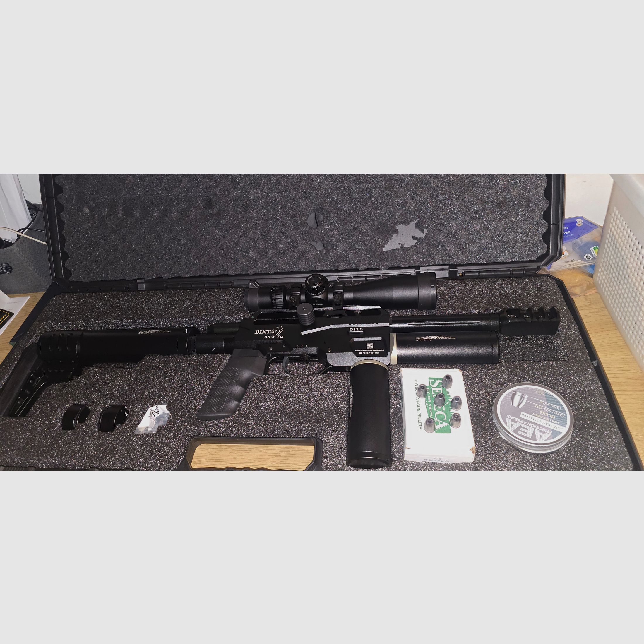 Bintac t50 extreme .50 (12.7mm) + vector optics 6-24×44 IR FFP