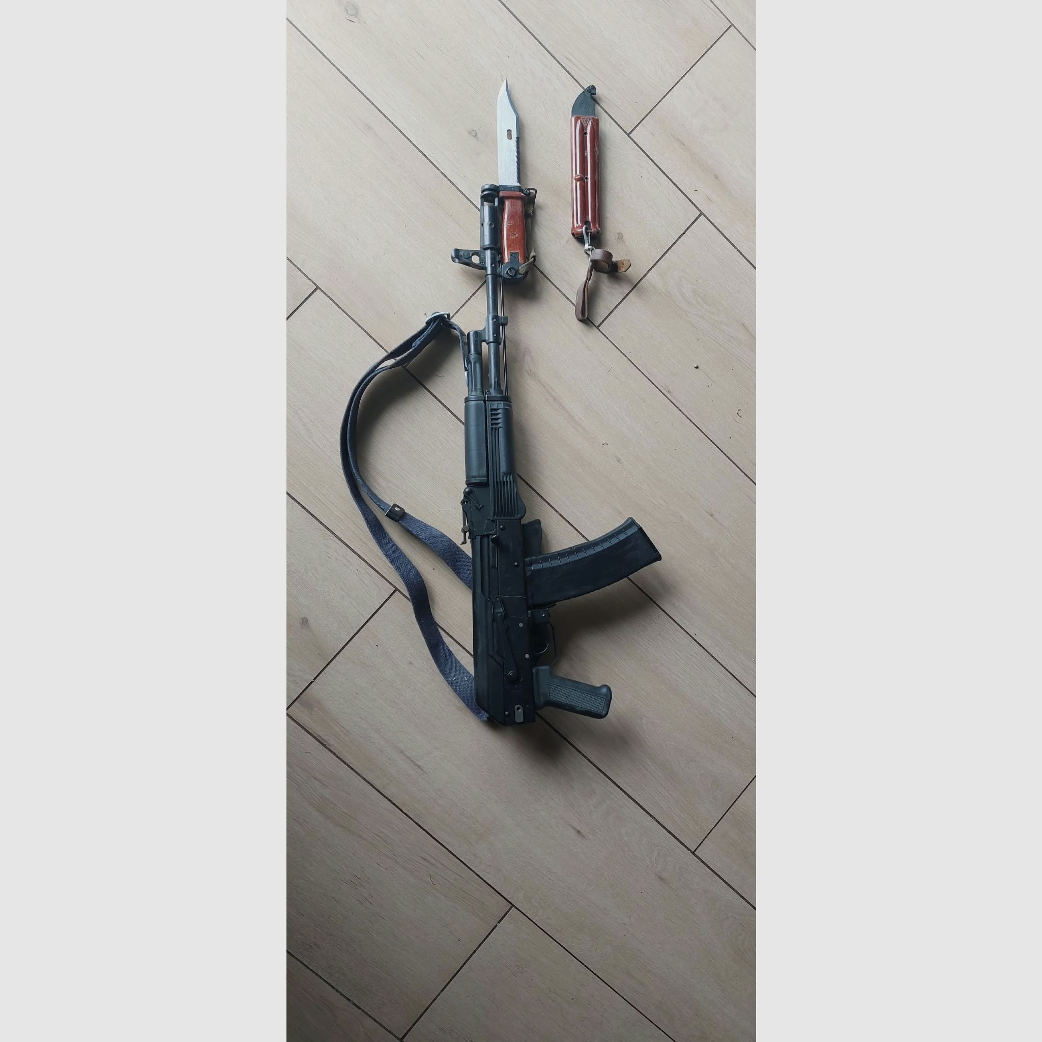 TOP Zeldzame AK74M - KALASCHNIKOW -Yunker Volstaal / CO2 / 4,5 mm te KOOP!, afbeelding 3 van 5